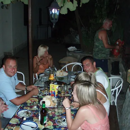 Apartment Mit Balkon Und Terrasse Opatija