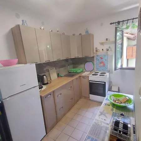 Mit Balkon Und Terrasse Apartment
