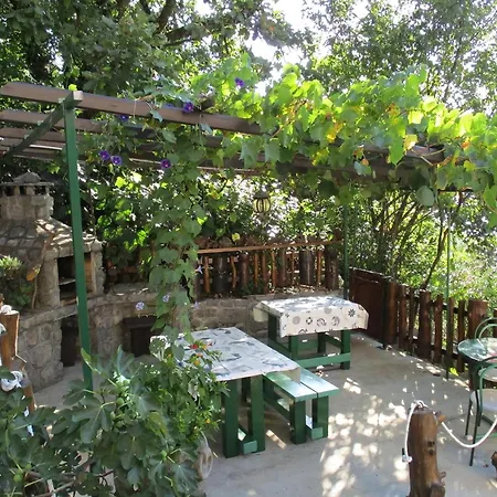 Apartment Mit Balkon Und Terrasse Opatija
